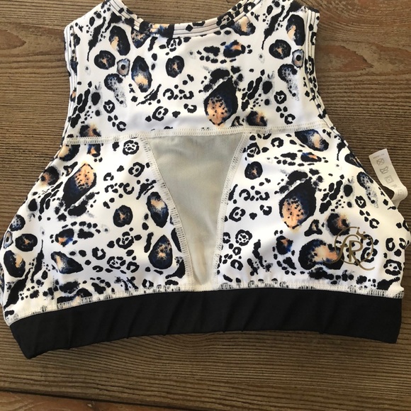 chestee Other - Chestee x femme royale